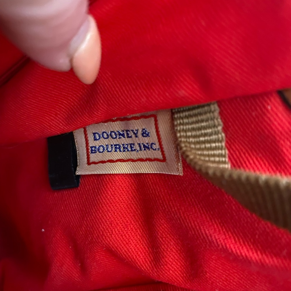 EUC Dooney & Bourke Pebble Grain Sierra Zip Zip Bark or Chocolate? - Picture 14 of 15